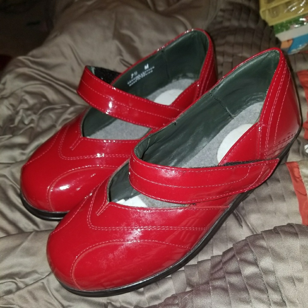 Red Patent Leather Natures Stride Mary Jane Clogs